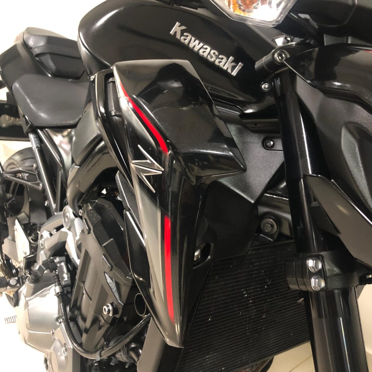 Kawasaki Z 900 - Image 15