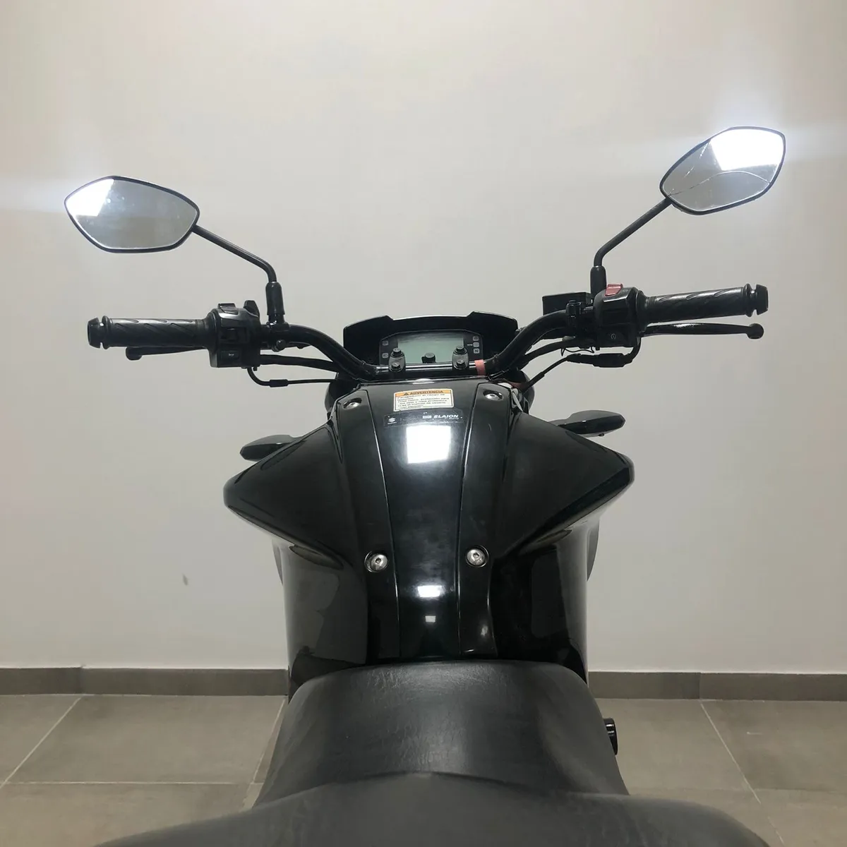 Suzuki GXSR 150 GIXXER - Image 14