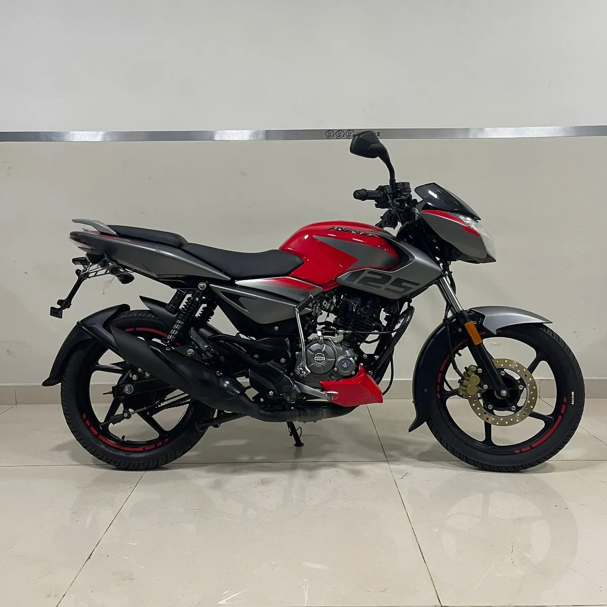 D_NQ_NP_2X_703525-MLA90271332228_082025-F