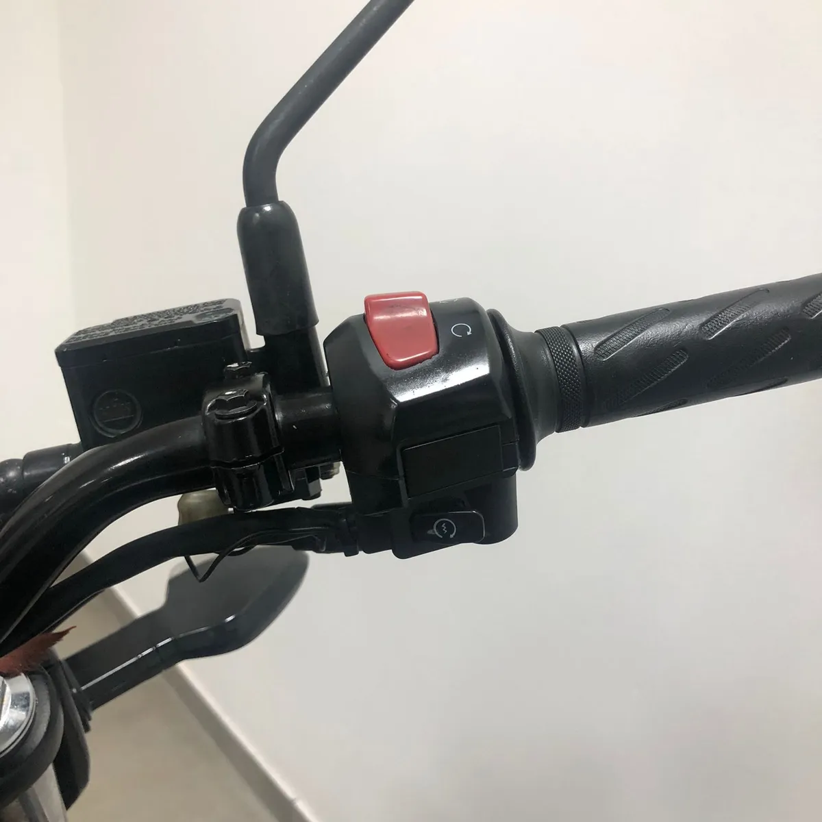 Suzuki GXSR 150 GIXXER - Image 11