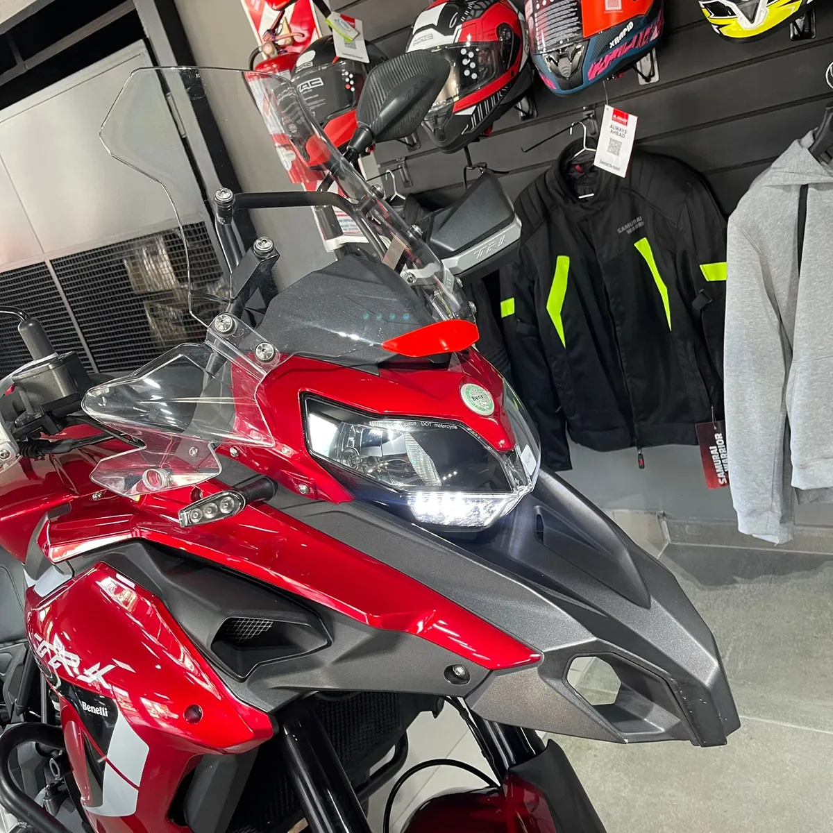 D_NQ_NP_2X_663895-MLA100245301881_122025-F