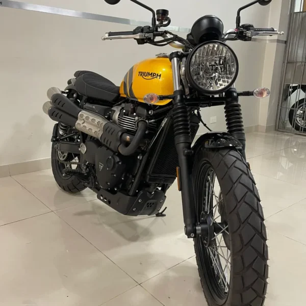 TRIUMPH SCRAMBLER 900